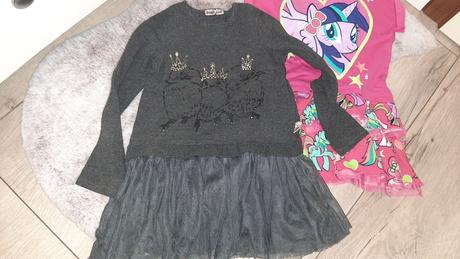 Taška plná vecí armani, gucci, pompdelux, benetton, 104–116