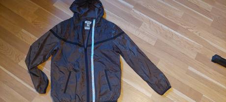 Ĺahučká bundička, rebel,152