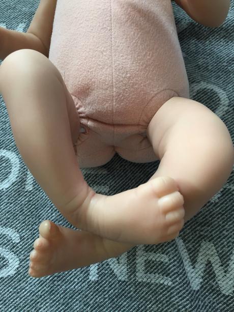 Realisticka babika, babatko 42cm,