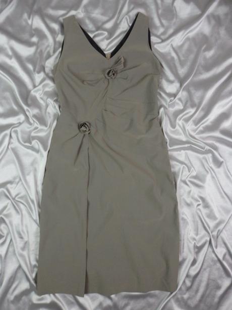 Kvalitné elegantné šaty, 44