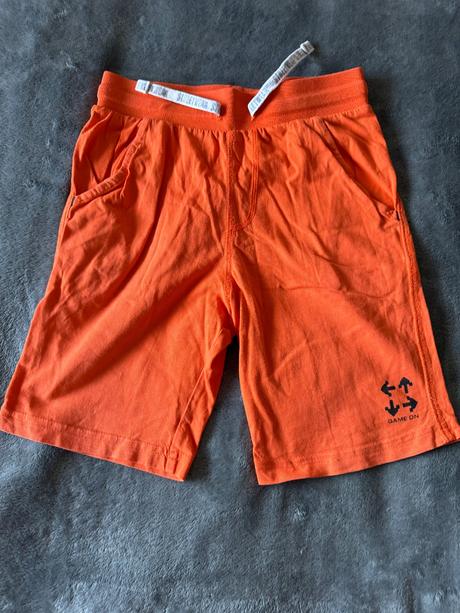 Šortky v.č. 128, f&f,128