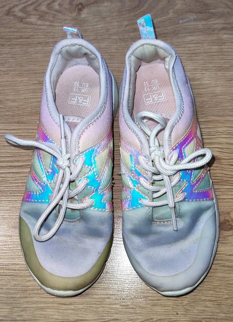 Odlahcene duhovane tenisky, f&f,32