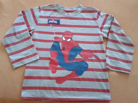 Vesta s mikinou spiderman, 122