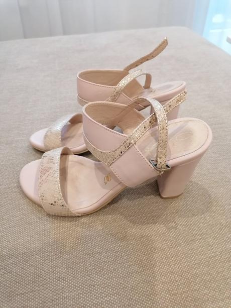 Dámske sandále, 37