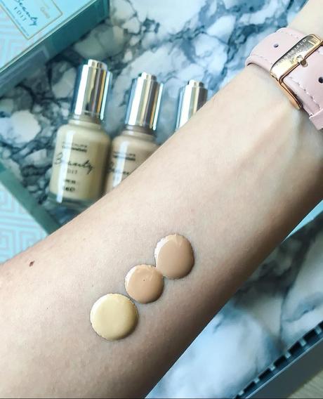 Mejkap - karamelovobéžová,