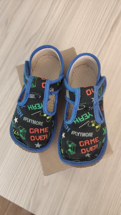 Papučky beda, beda,24