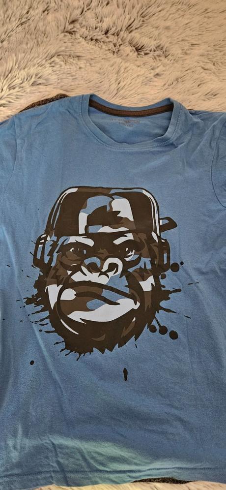 Sada 6 tričiek, 146