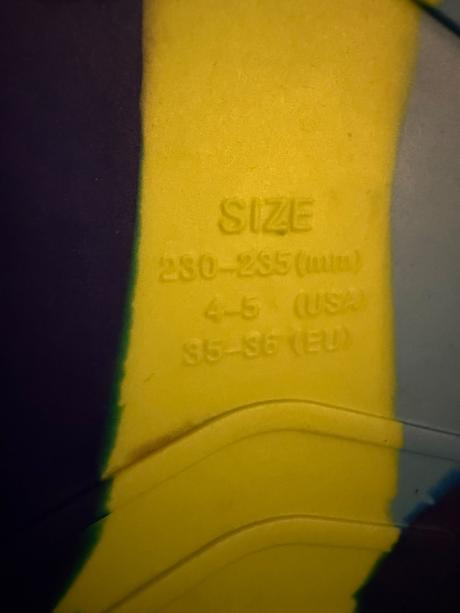 Kratke treningove plutvy velkost 35/36, 