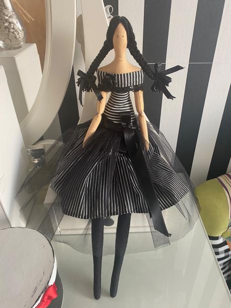 Tilda dekorativna bábika, 