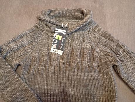 Svetre veľkosti 8, 10, kids club,134