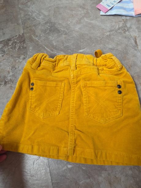Zltá sukna 110/116, tchibo,110
