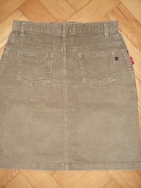 Kordová sukňa, 164