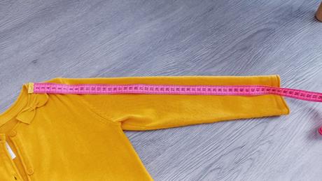 Krásny svetrik, palomino,116