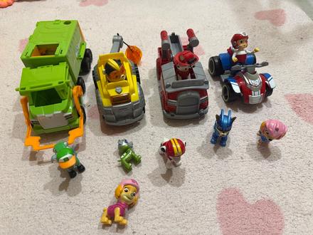 Auticka+figurky paw patrol, 