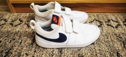 Ze osky nike, nike,33