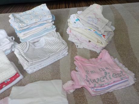 Balík veľ. 50-56 (0-1 mesiac) spolu 39 ks, 50–62