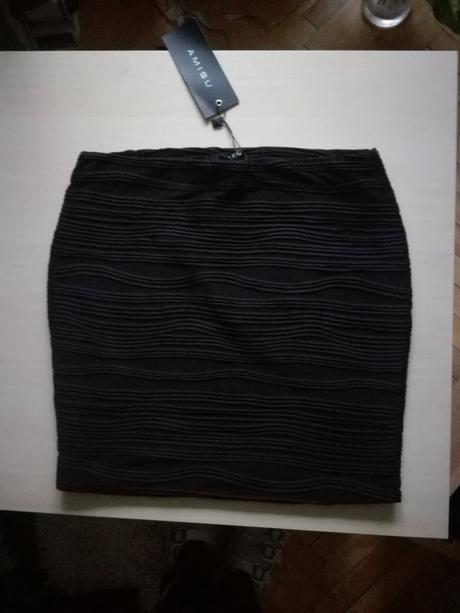 Nová sukňa s visačkou, amisu,s