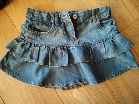 Dievčenská sukňa, 134