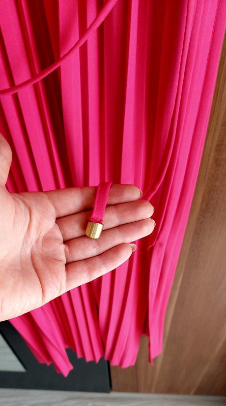 Šaty rouge evenue, m