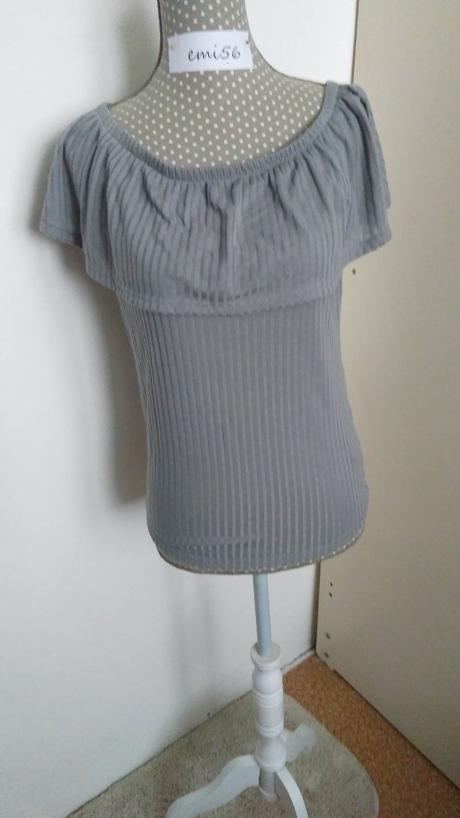 3367. blúzka, gate,m