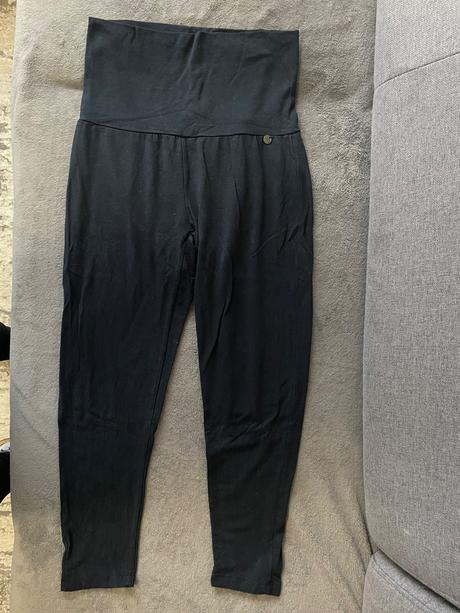 Tehotenské legíny, s