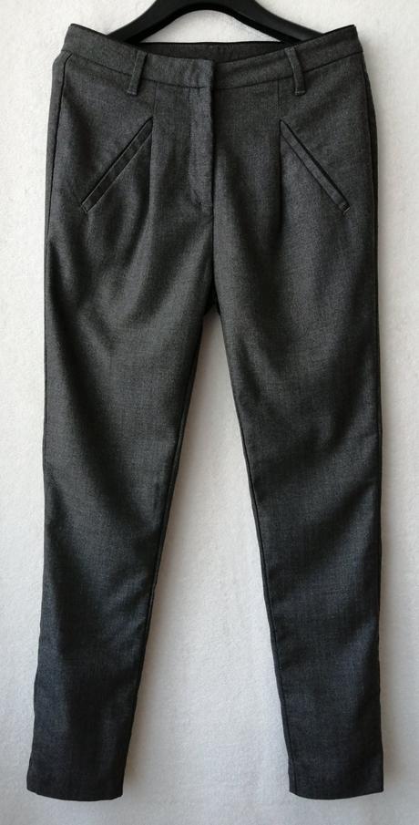 Pekné elegantné nohavice, 36