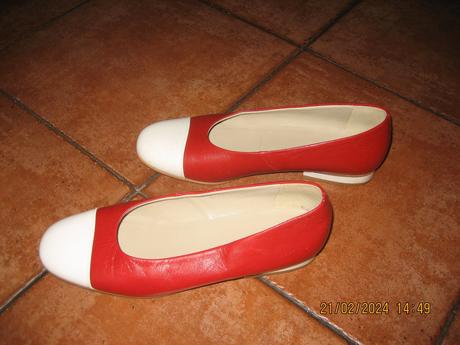 Balerinky, 38