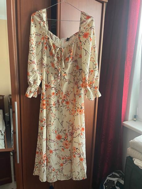 Ľahké ženské šaty, 40 / 42 / l