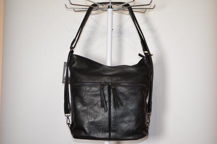 Čierna kabelka-kabelkoruksak, 