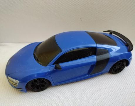 Rc auto na diaľkové ovládanie audi r8 gt, 