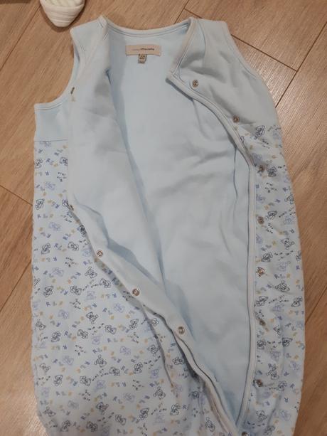 Spaci vak modry, rocha.little.rocha