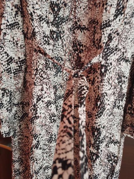 Košeľové šaty, 48