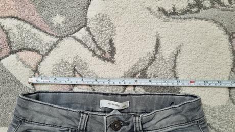 B3460b šortky, reserved,140