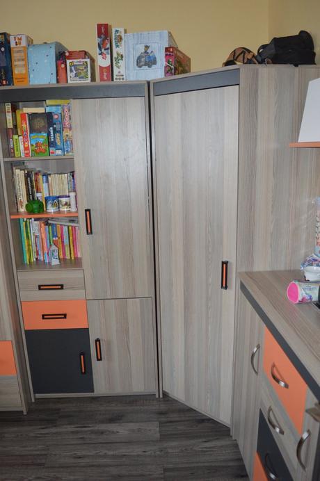 Nábytok do detskej izby -nutné si zabezpečiť odvoz,