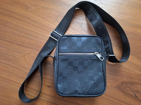 Crossbody, 