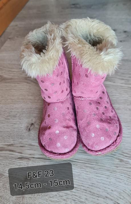 Topánky od 19-29, 24