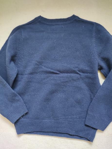 Vlneny elegantny svetrik, 104