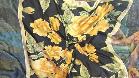 Žlto čierna šatka, 68