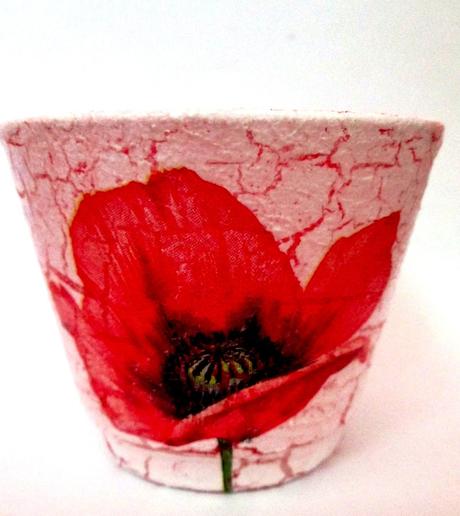 Svietnik s vlčím makom, 