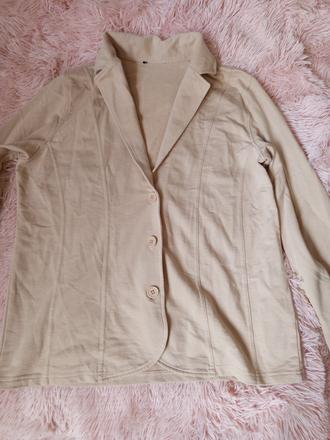Béžové sako, 