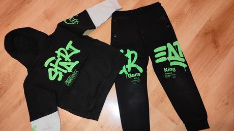 Tepláková súprava do skoly, 122