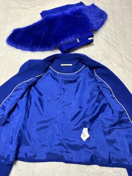 Kráľovský modrý nohavicový kostým zn. gaudi it 44, l / m