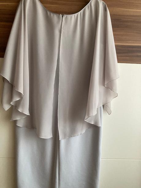 Spoločenské šaty, l