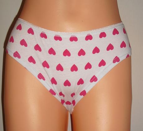 Sexy srdieckove biele brazilky s krajkou, s