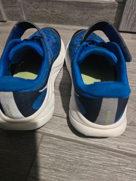 Tenisky bežecké hoka, 33