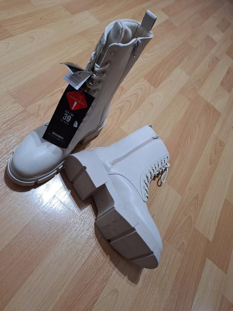 Vysoké teplé topánky, 39