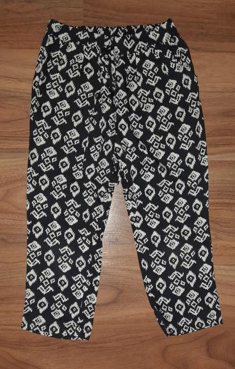 Letné nohavice, 104