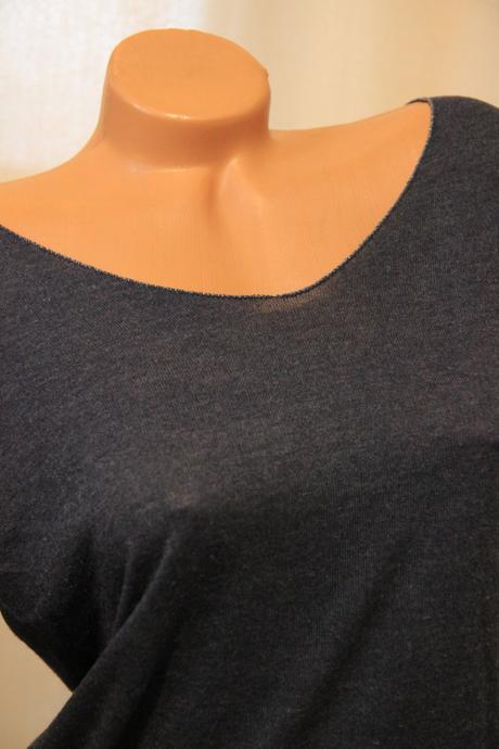 Tmavo modrý sveter, m/l, m