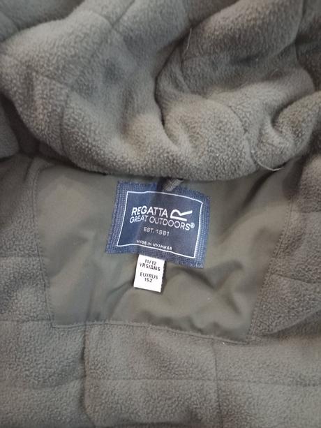 Zimná chlapčenská bunda veľkosť 152, regatta,152