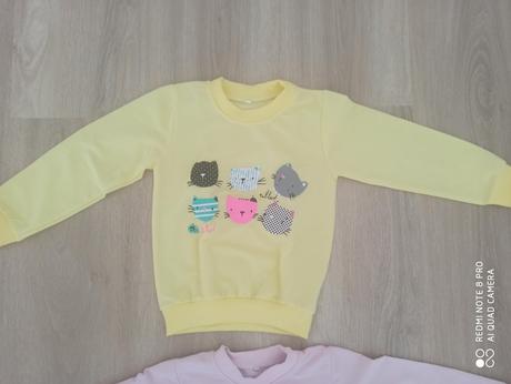 4 tričká / mikiny, 110